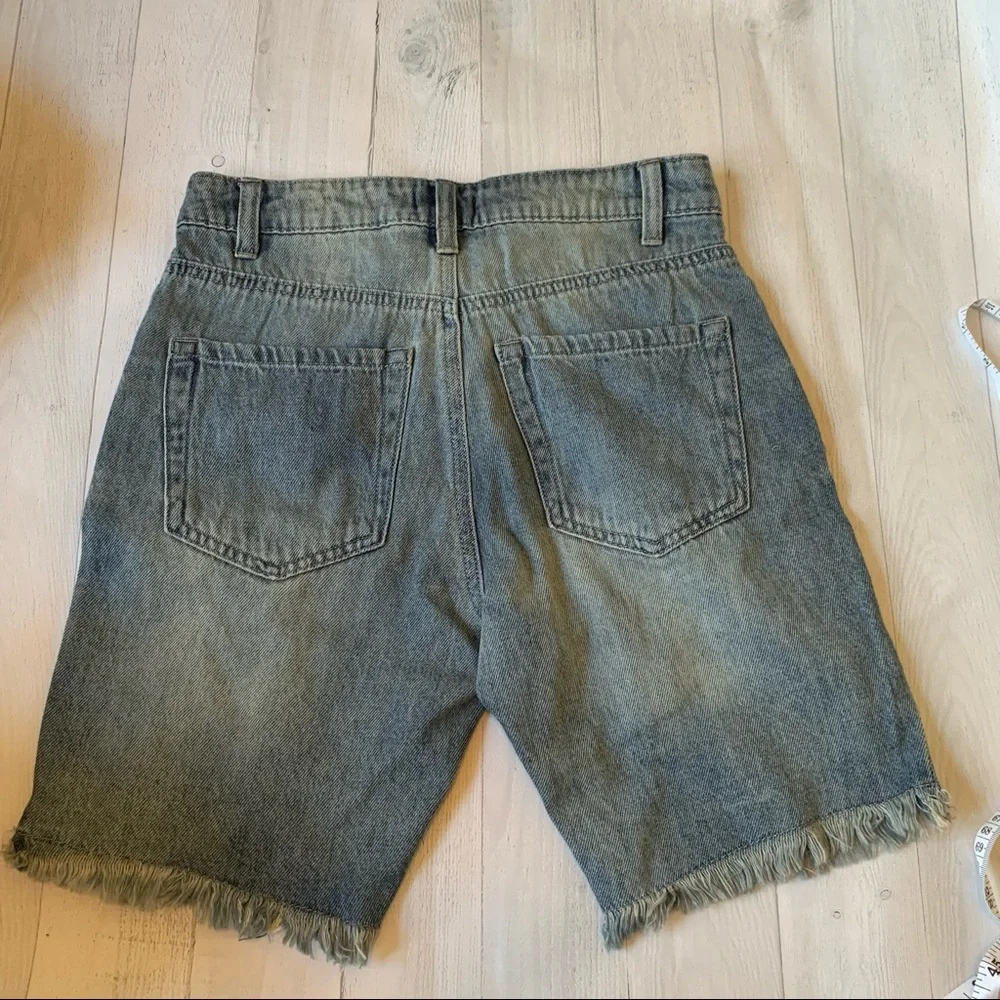 Love Fire Frayed Hem Jean Shorts Size 1 Blue Distressed Cutoffs Raw Hem